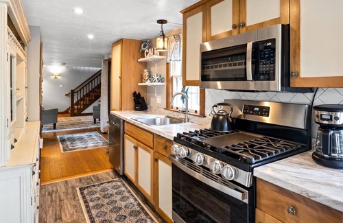 Wareham Center House | Perfect Cape Cod Retreat with Private Courtyard & Pool