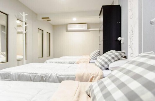 Bang Rak Apartment | Budget-Friendly Dormitory Room with Breakfast Included