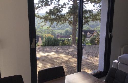 Savigny-les-Beaune Villa | Exquisite Savigny View with Inviting Hot Tub and 9.7 Rating