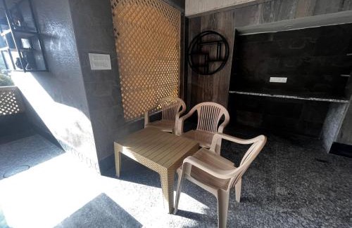 Sardarshahar Hotel | Savitro Palace