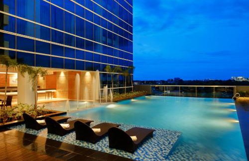 Lapu-Lapu Hotel | Explore Savoy Hotel Mactan: Oceanfront Bliss Awaits