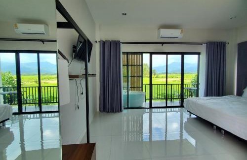 Pua House | Inviting Sawaddee Pua Homestay with Hot Tub & Family Fun