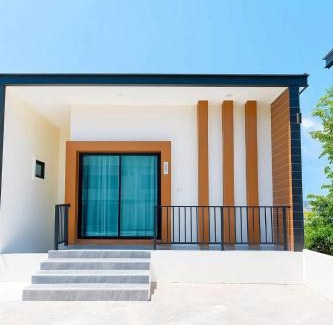 Pua House | Inviting Sawaddee Pua Homestay with Hot Tub & Family Fun