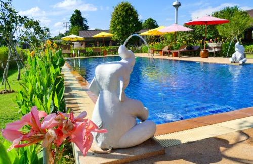 Mueang Kao Resort | Discover Sawasdee Sukhothai Resort: Family-Friendly Oasis