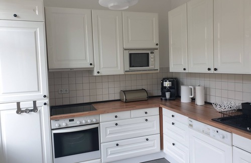 Hilbersdorf Apartment | Discover Saxonia De Luxe: Family-Friendly Retreat in Chemnitz
