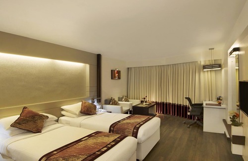 Indore Hotel | Elegant Sayaji Indore: 5-Star Stay with Spa & Pool