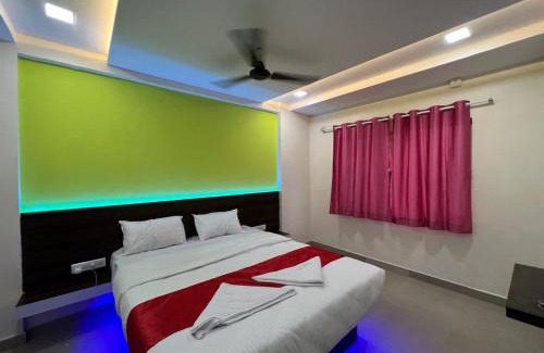 Pune Hotel | Budget-Friendly Sayba Inn: Family-Approved Lodging