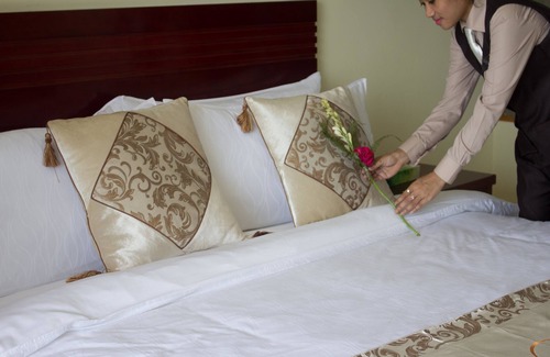 Cox's Bazar Hotel | Relax at Sayeman Beach Resort: 4-Star Haven with Spa & Pool