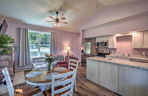 Saylorsburg Cottage | Discover The Wedgewood: Saylorsburg Retreat with Spa & Lake Views