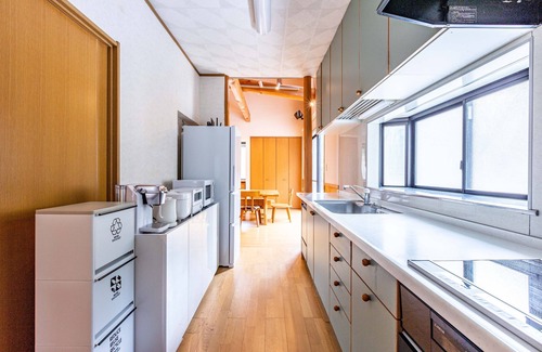 Shirahama House | Guest Rated 9.6: Sayuragi Villa Shirahama with Breakfast