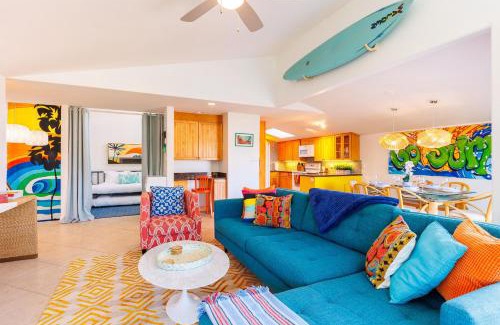 Solana Beach House | Relax at SB-503: Cali Surfer Lounge with Pool Access