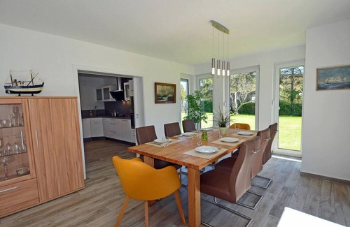 Juliusruh House | Comfortable Stay at Schipperhus with Family-Friendly Amenities