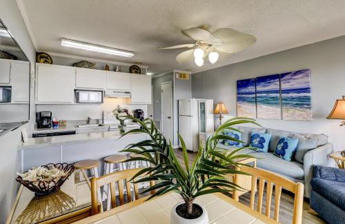 Isle of Palms House | Oceanfront Retreat at 309A Sea Cabin with Pool Access