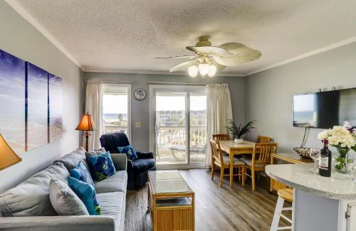 Isle of Palms House | Oceanfront Retreat at 309A Sea Cabin with Pool Access
