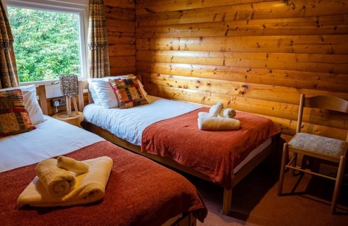 Duirinish House | Experience Scalpay Lodge: Pet-Friendly with Great Reviews