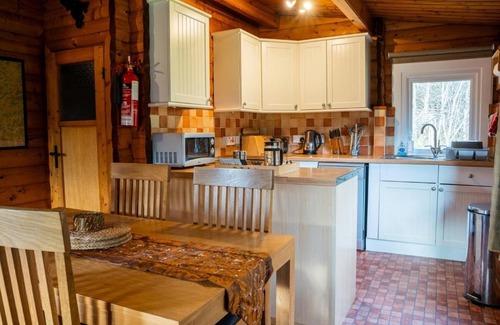 Duirinish House | Experience Scalpay Lodge: Pet-Friendly with Great Reviews