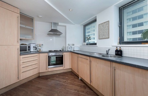 Leeds City Center Apartment | Stylish Scandi Abode with Family-Friendly Amenities
