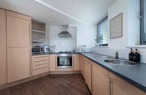 Leeds City Center Apartment | Stylish Scandi Abode with Family-Friendly Amenities