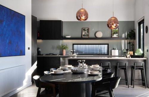 Daylesford House | Experience Scandi Haus: Family-Friendly with Pool Access