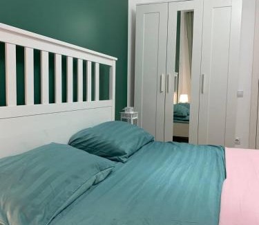 Uralsk Apartment | Cozy Scandi Home: Guest Rated 9/10 & Family Friendly