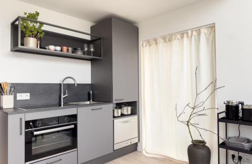 Warstein House | Scandi Micro House: Child-Friendly Retreat with 10/10 Rating