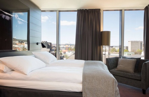 Sentrum Hotel | Experience Comfort at Scandic Ørnen - 4-Star Getaway