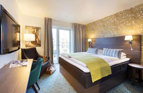 Trondheim Hotel | Discover Scandic Bakklandet: Family-Friendly with Breakfast