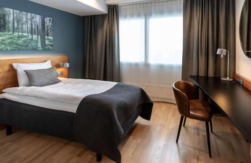 Espoo Hotel | Experience Comfort at Scandic Espoo - Pet Friendly & Pool