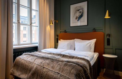 Kluuvi Hotel | Discover Scandic Grand Central Helsinki: A 4-Star Retreat