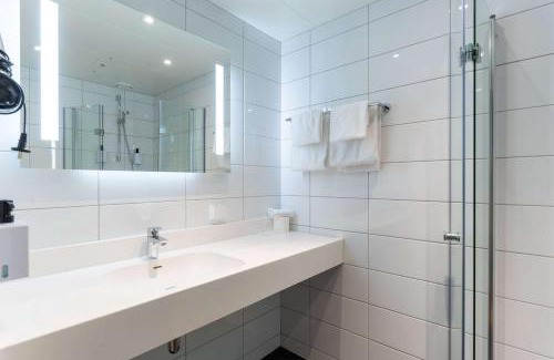 Tromso Hotel | Discover Scandic Grand Tromsø: Pet-Friendly & Accessible Stay