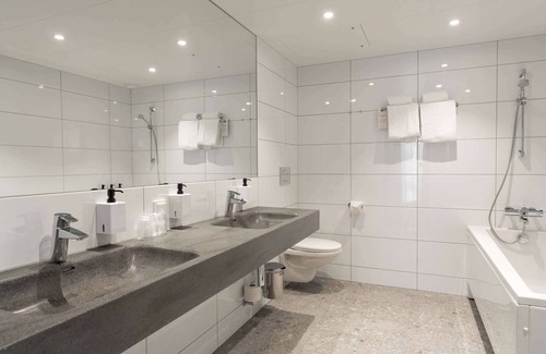 Hamar Hotel | Discover Scandic Hamar: Family-Friendly with Great Amenities
