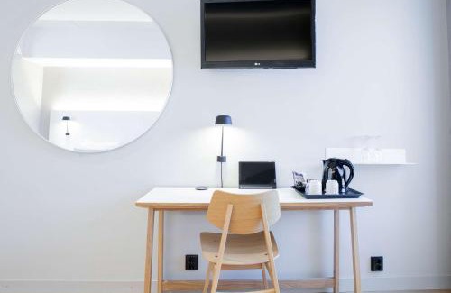 Aviapolis Hotel | Inviting Scandic Helsinki Aviapolis: Pet-Friendly Comfort