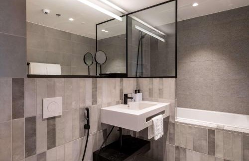 Kamppi Hotel | Discover Scandic Helsinki Hub: 4-Star Pet-Friendly Retreat