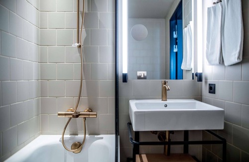 København V Hotel | Cozy Scandic Kødbyen: Family-Friendly with Top Amenities