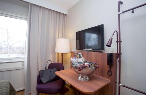 Karlstad Hotel | Relax at Scandic Klarälven: 4-Star Stay with Pool & Dining