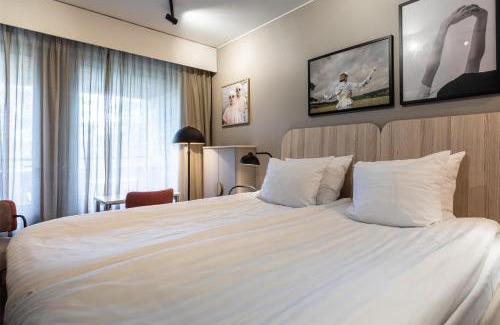 Jyvaskyla Hotel | Discover Scandic Laajavuori: Family-Friendly Oceanfront Bliss