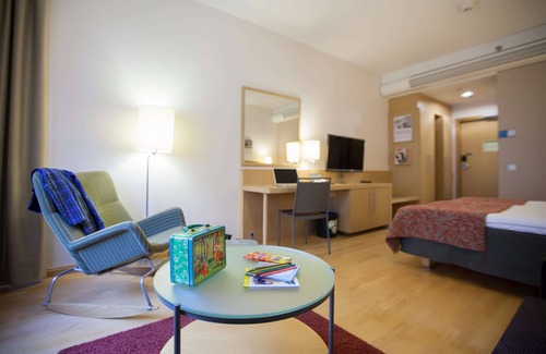 Oulu Hotel | Discover Scandic Oulu City: Eco-Friendly Comfort & Spa