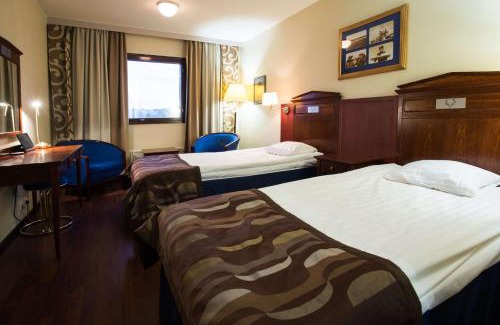 Rovaniemi Hotel | Experience Comfort at Scandic Pohjanhovi - Pet Friendly & Pool