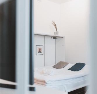 Kamppi Apartment | Modern Scandic Primo Apartments - Family-Friendly Stay