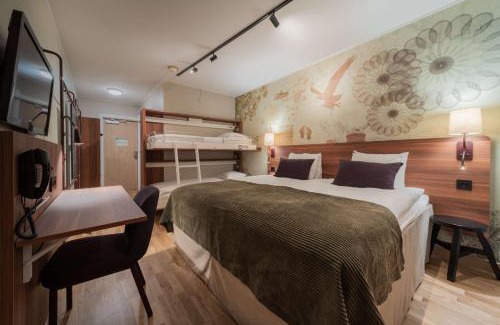 Sodertalje Hotel | Relax at Scandic Södertälje: 4-Star Stay with Spa & Pool