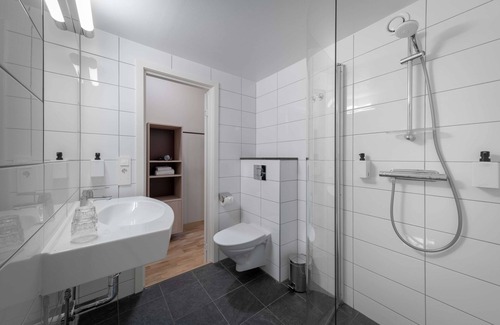 Sodertalje Hotel | Inviting Scandic Södertälje: Pool, Spa & Family-Friendly Fun