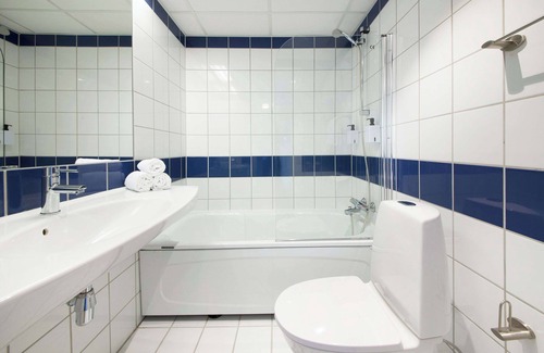 Kristiansand Hotel | Explore Scandic Sørlandet: Family-Friendly Getaway with Spa