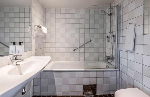 Sydhavnen Hotel | Relaxing Stay at Scandic Sluseholmen: Family-Friendly Amenities