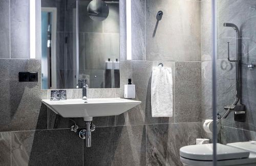 København V Hotel | Relax at Scandic Spectrum: 4-Star Hotel with Spa & Dining