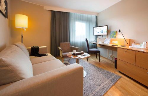 Upplands Vasby Hotel | Pet-Friendly Comfort at Scandic Upplands Väsby Hotel