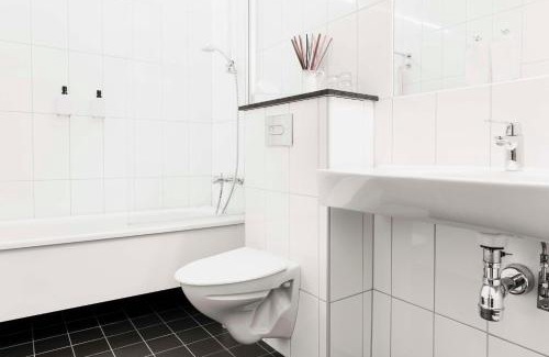 Vasteras Hotel | Welcoming Scandic Västerås with Pool and Pet-Friendly Amenities