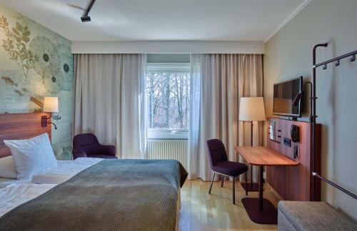 Bergsnas Hotel | Discover Scandic Växjö: Pet-Friendly with Ocean Views
