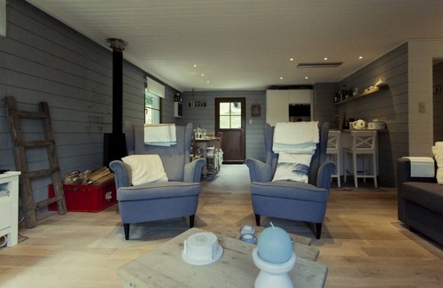 Buellingen Ski Chalet | Idyllic Scandinavian Chalet Surrounded by Enchanting Forests
