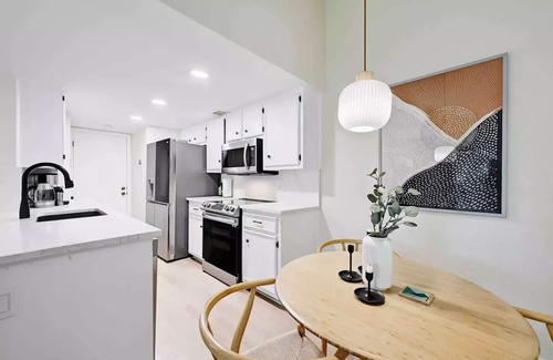 McNeil House | Scandinavian Comfort: Family-Friendly 2bd Retreat