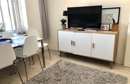 Hietalahti Apartment | Stylish Scandinavian Design Home 37 in Kamppi City Center